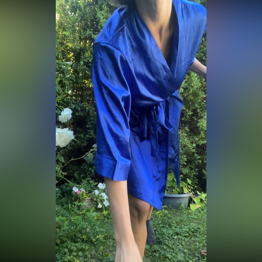 Bridesmaid Blue Satin Robe - Picture 4 of 5